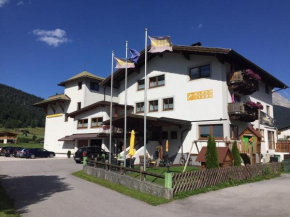 Alpenstern Pension Suites